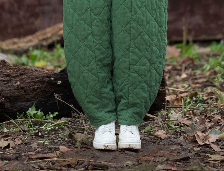 Drawstring Waist Plain Quilted Baggy Pants Product Image