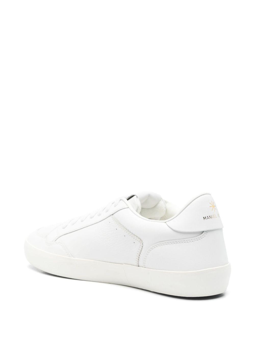 leather sneakers  Product Image