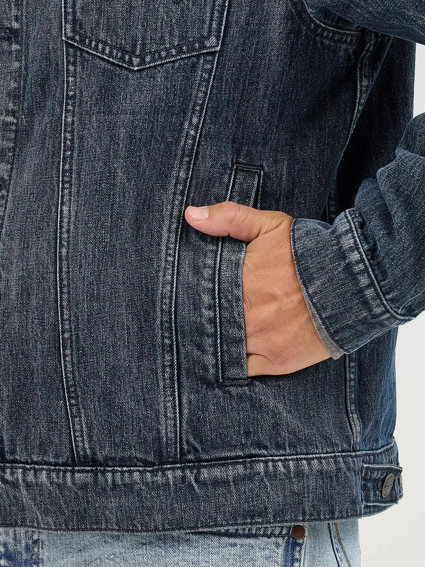 Men's Wrangler Retro® Unlined Denim Jacket | Men's JACKETS & OUTERWEAR | Wrangler® Product Image