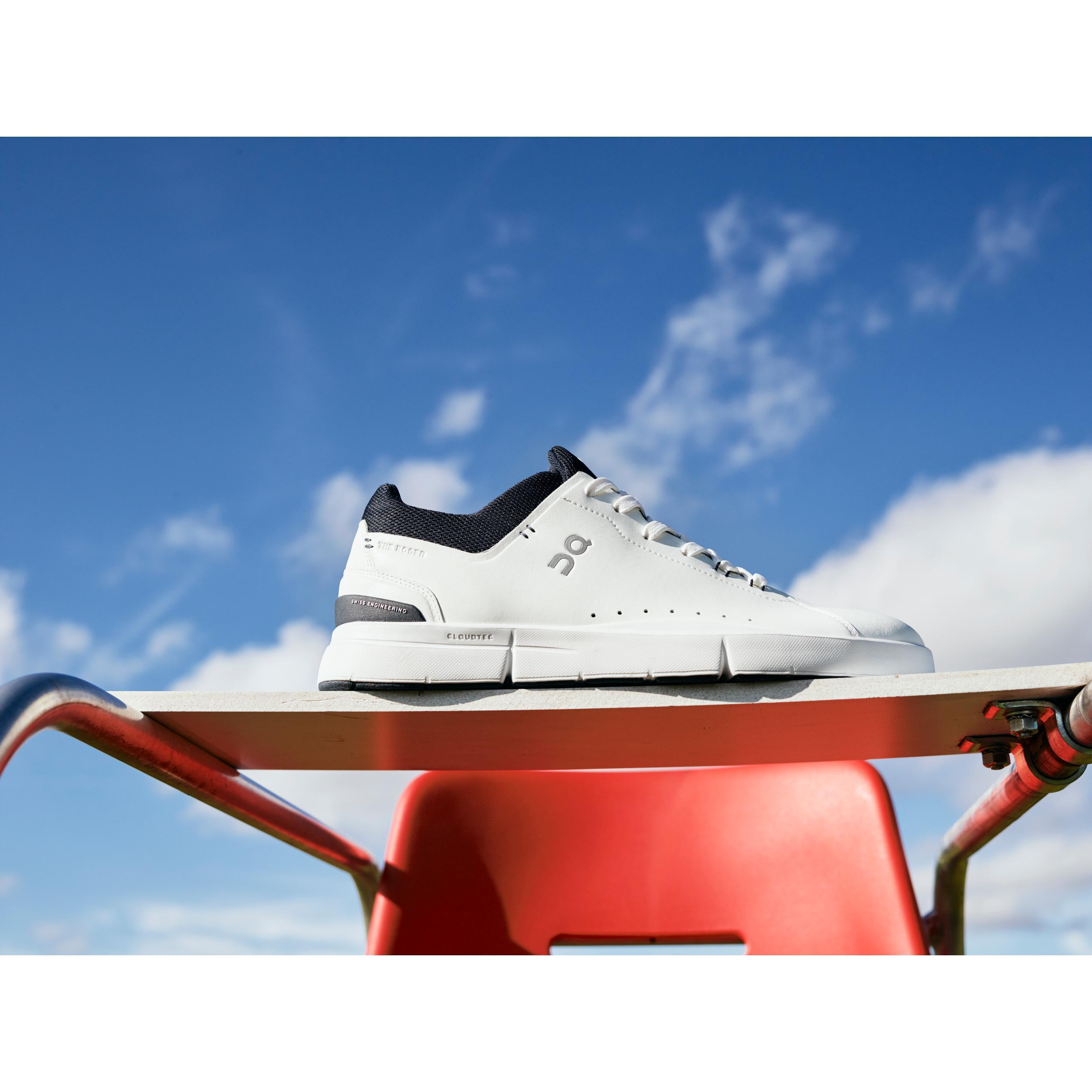 The Roger Advantage Sneaker Product Image