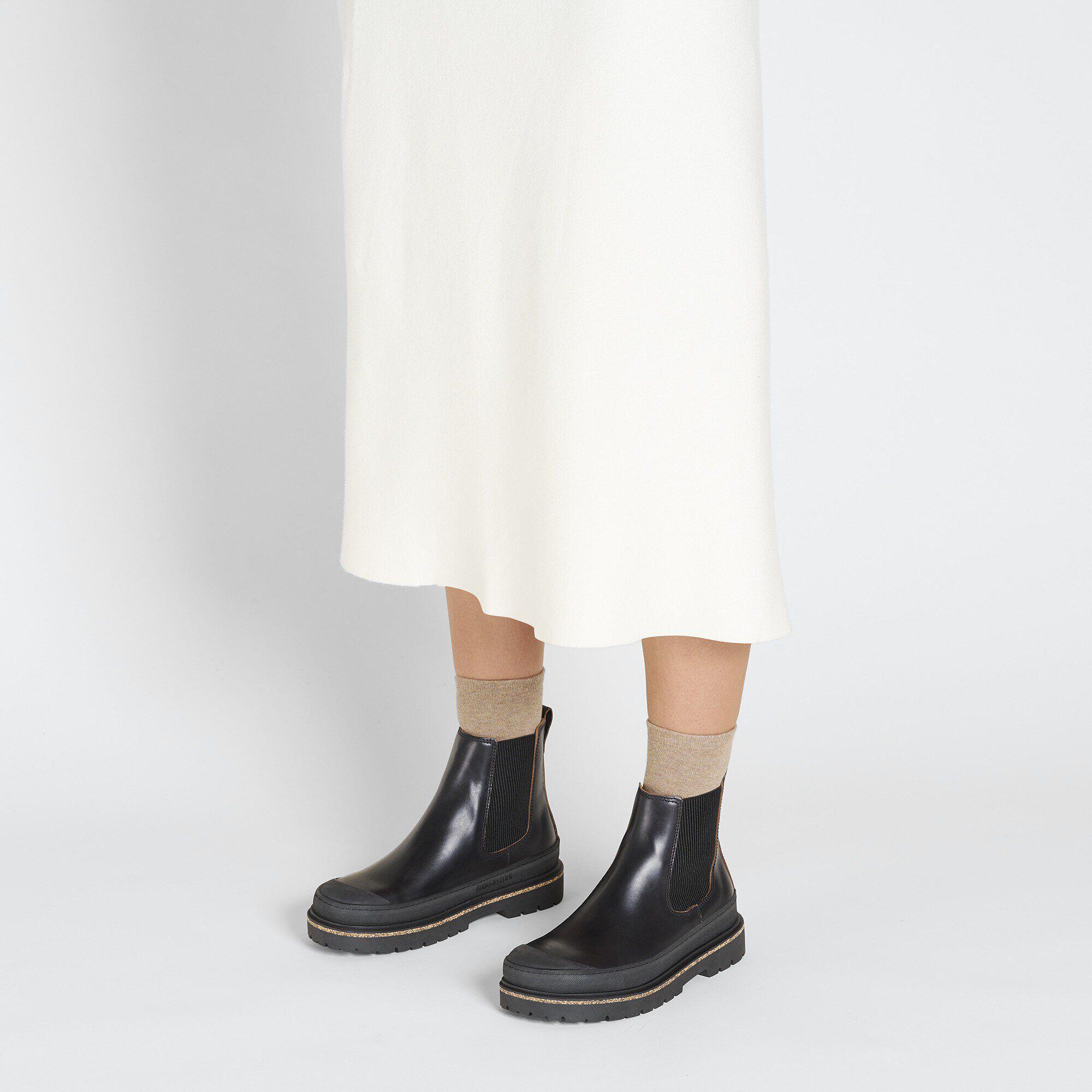 Prescott Slip On Women Waxy Leather Product Image