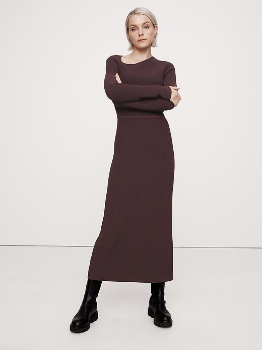 Sculpted Slash-Neck Midi Dress Product Image