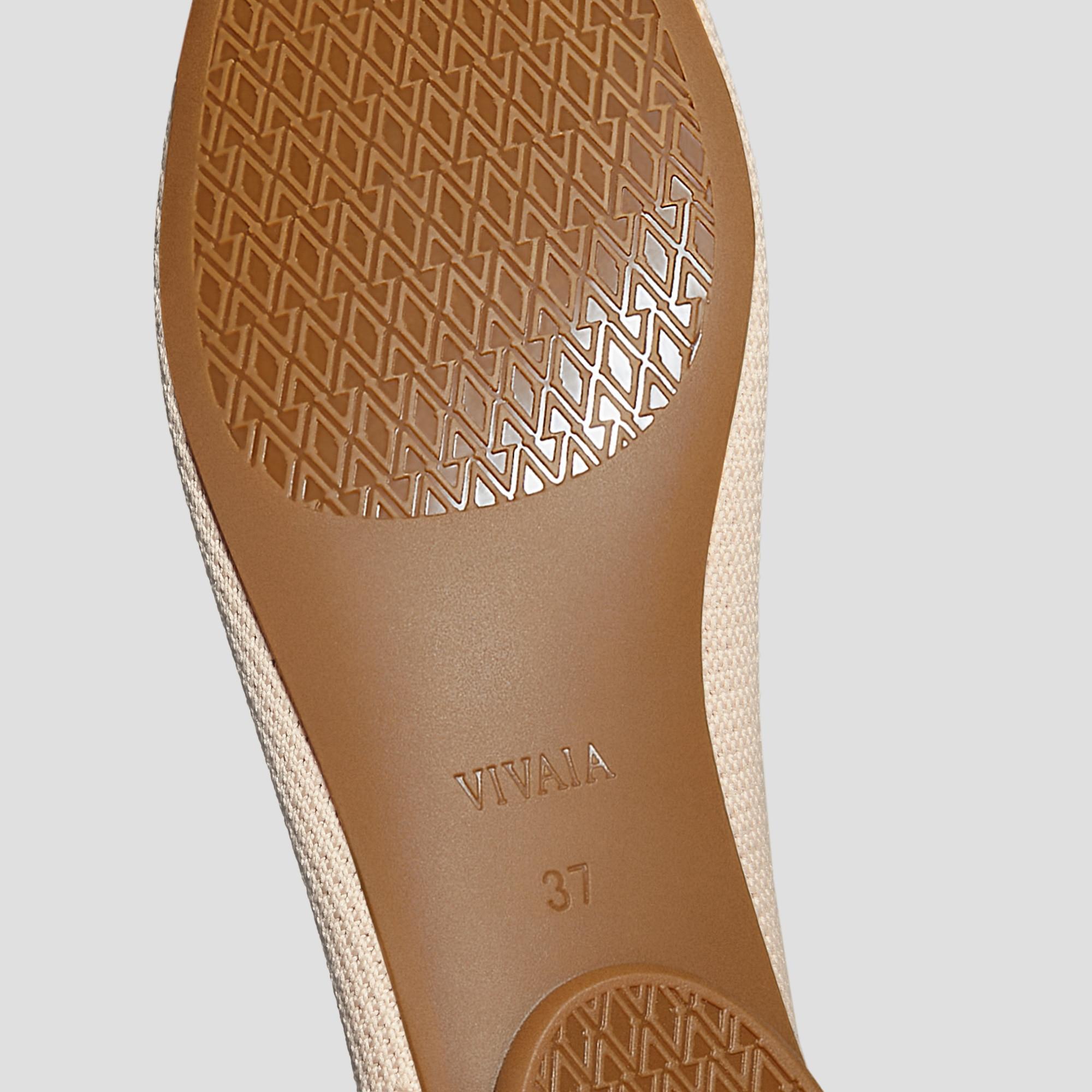 Almond-Toe Mary-Jane (Tamia Mary-Jane) Product Image