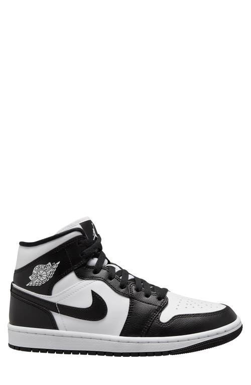 Women's Air Jordan 1 Mid Shoes Product Image