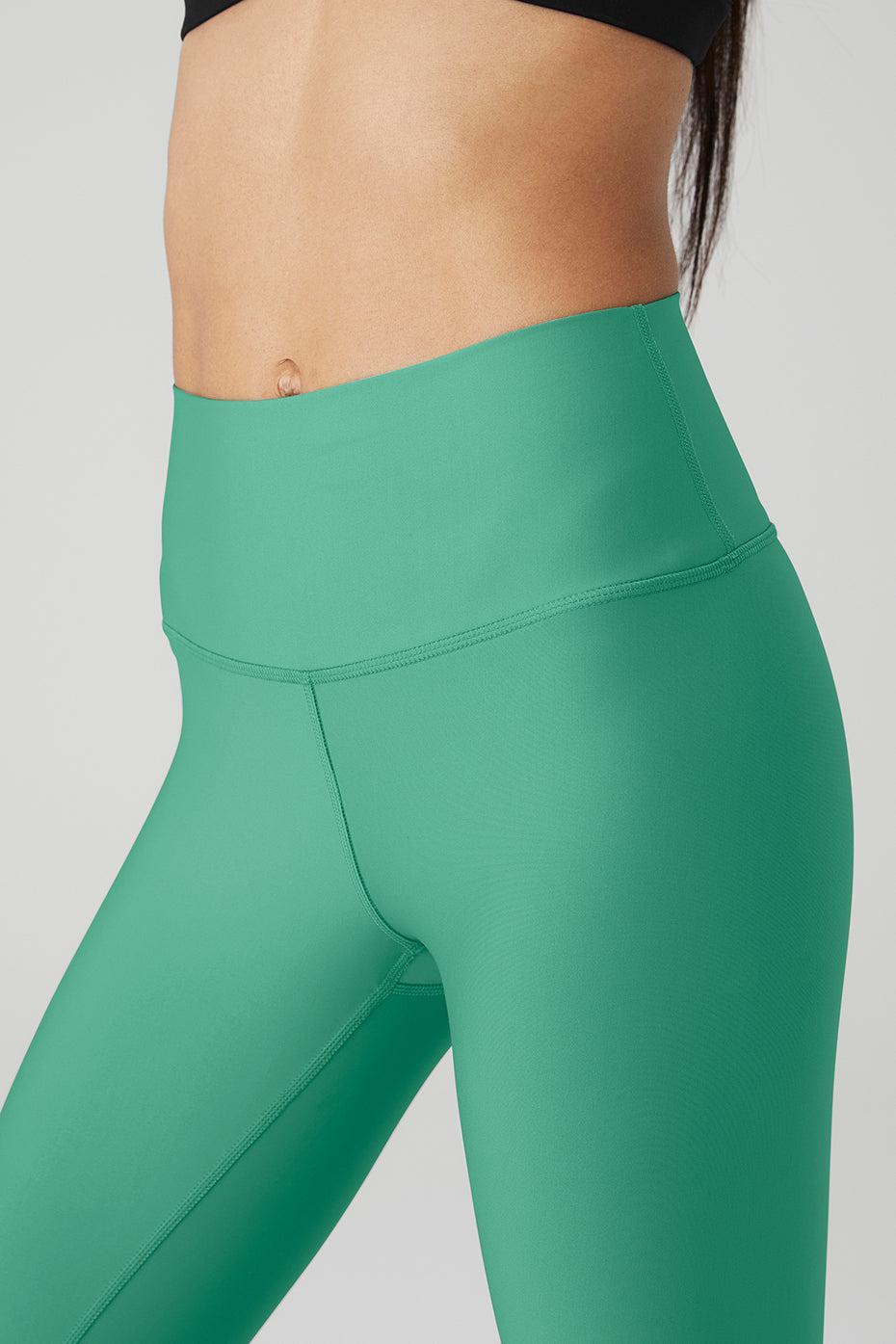 Alo Yoga | High-Waist Airlift Legging Green Product Image