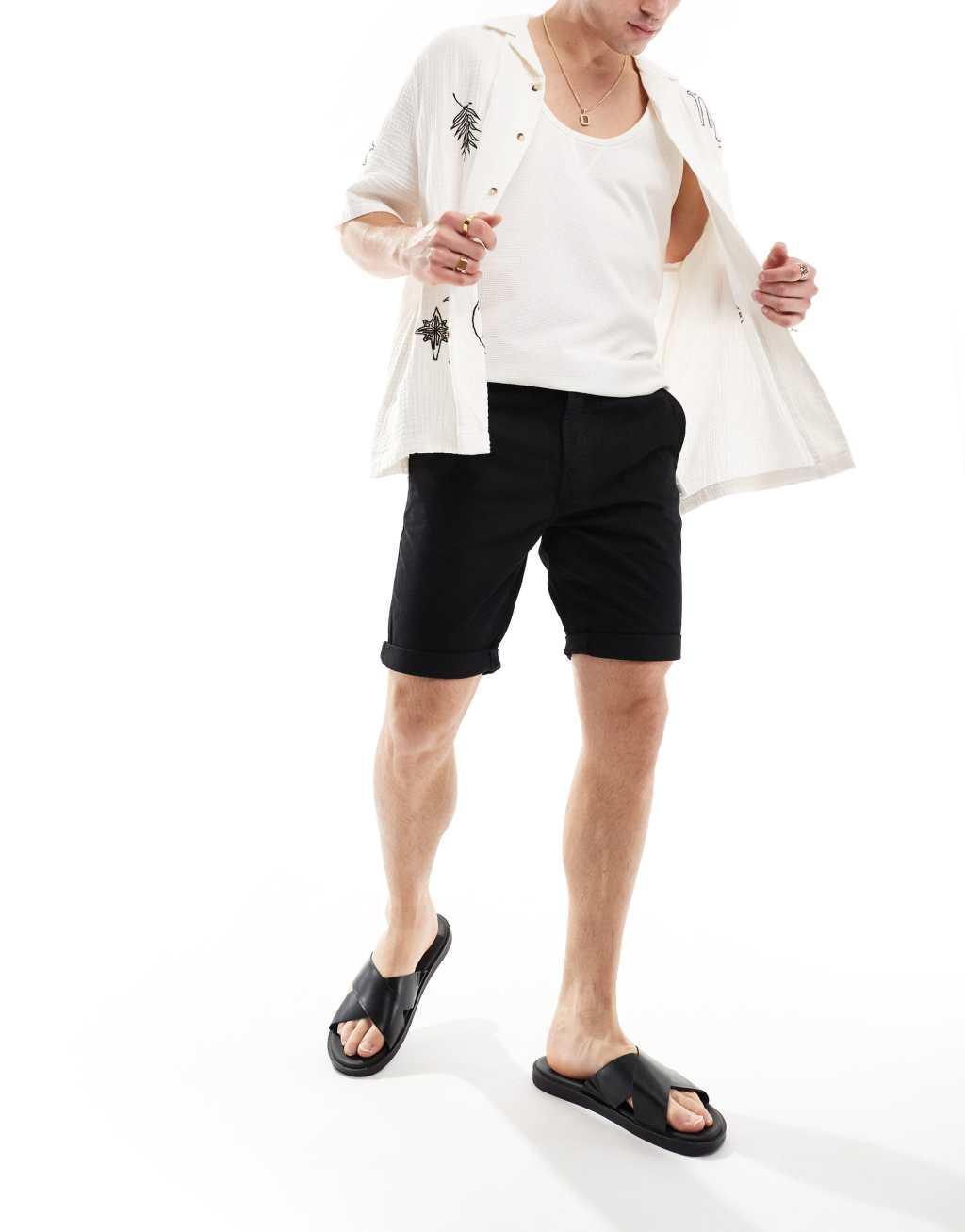 Threadbare chino shorts in black Product Image