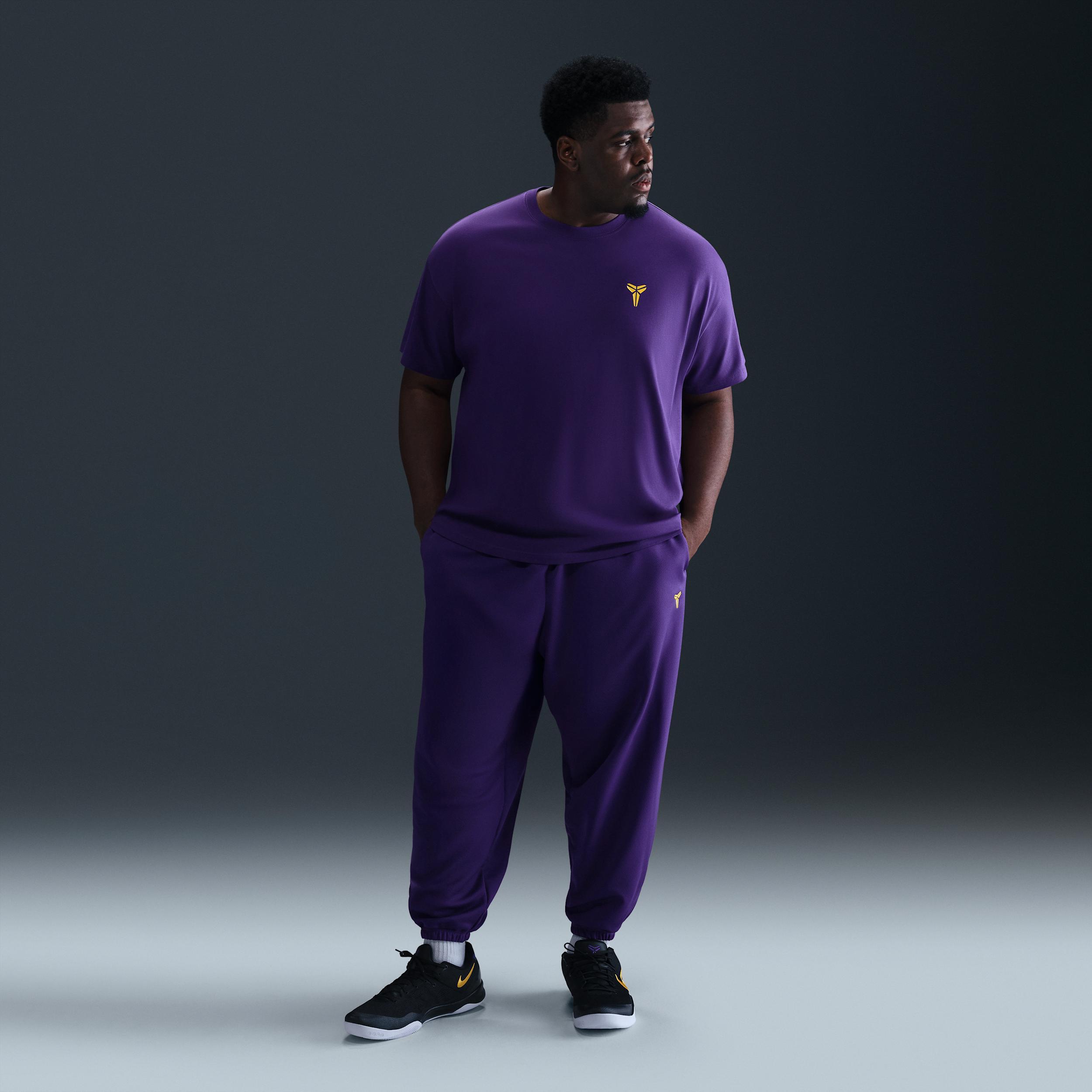 Nike Men's Kobe Basketball T-Shirt Product Image