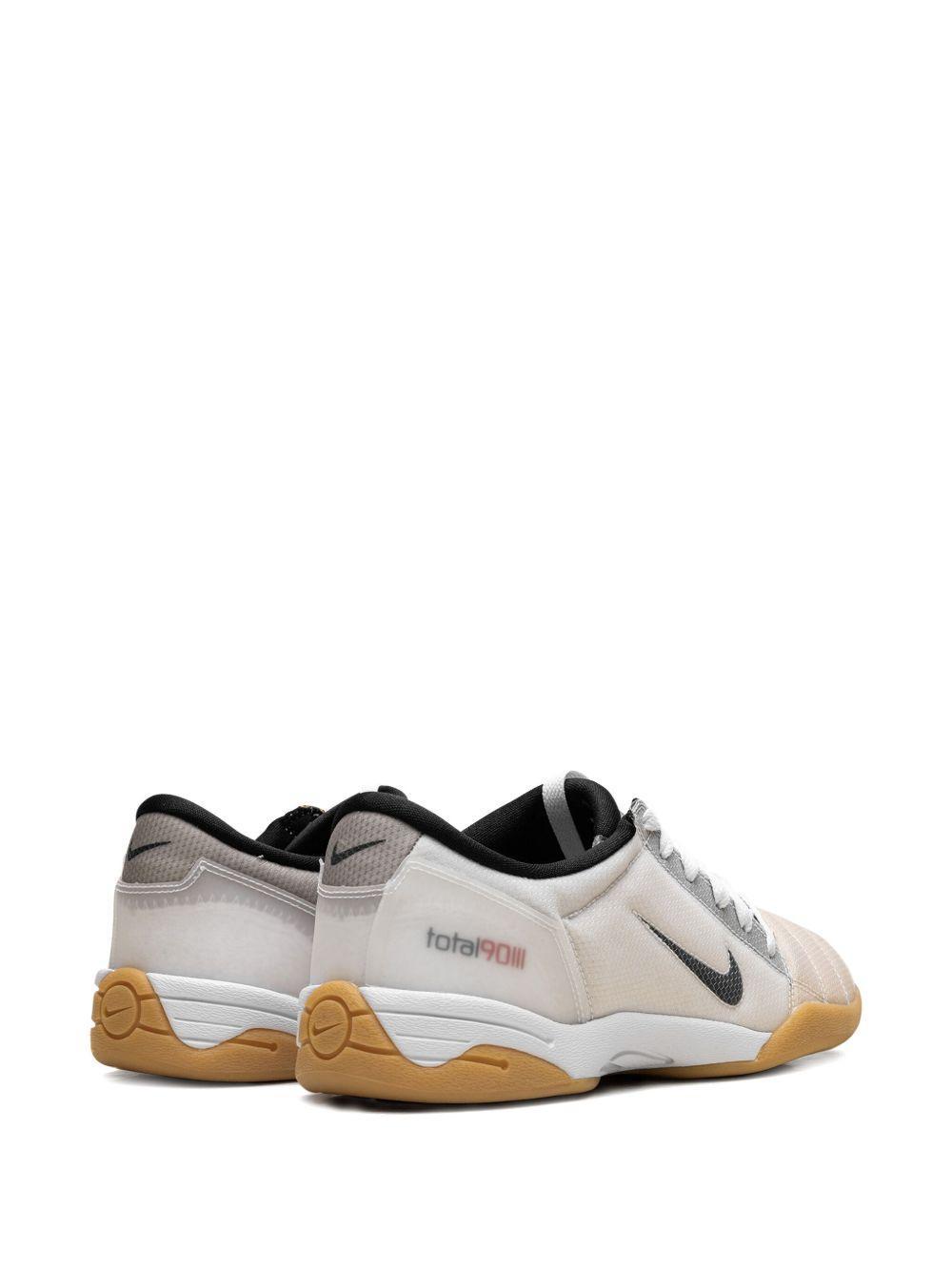 Total 90 III "White" sneakers Product Image