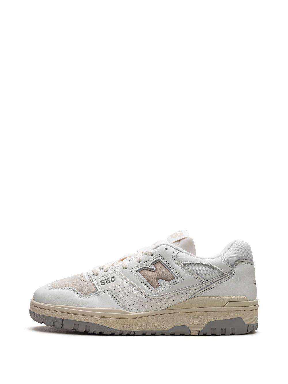 550 low-top sneakers Product Image