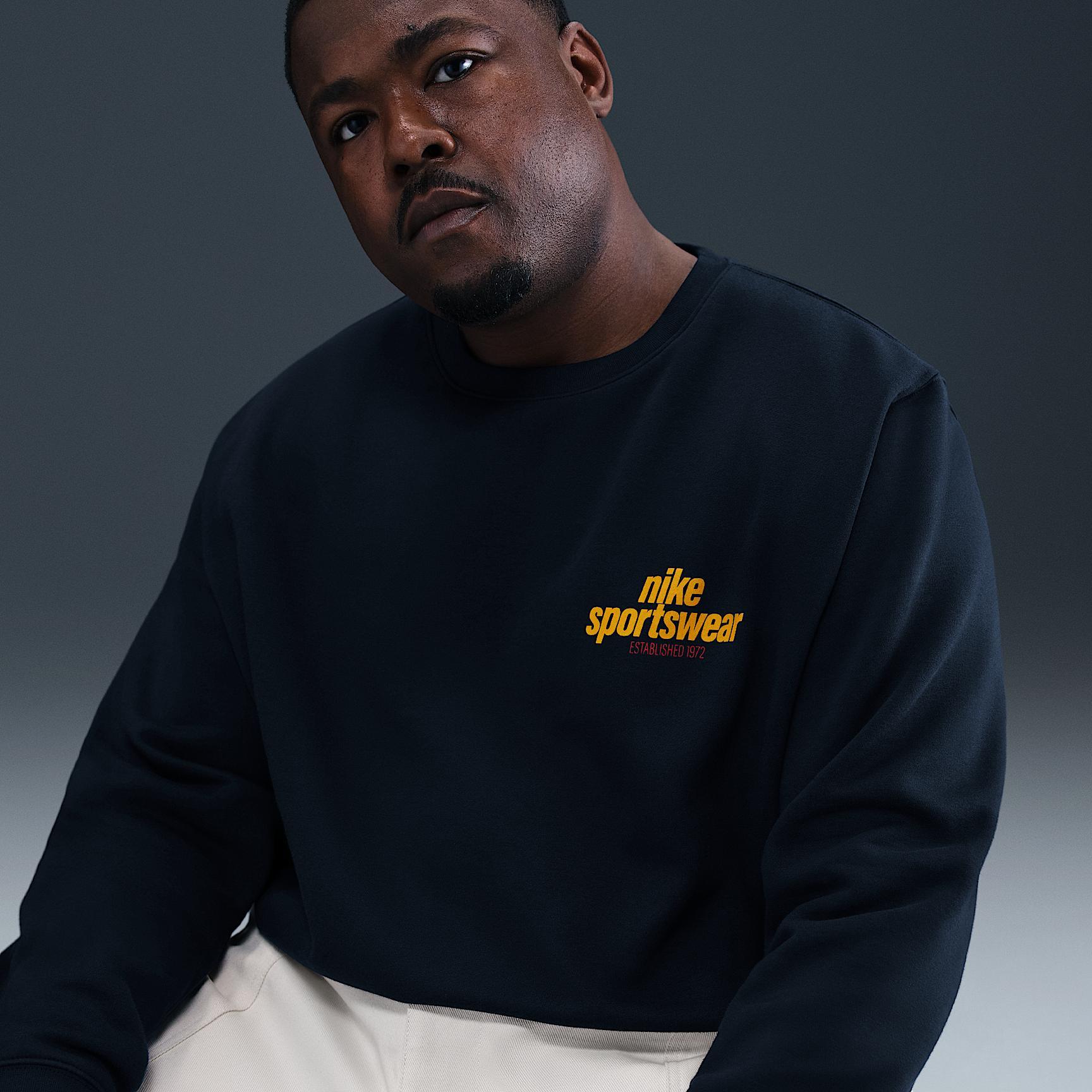 Nike Club Men's Fleece Crew Product Image