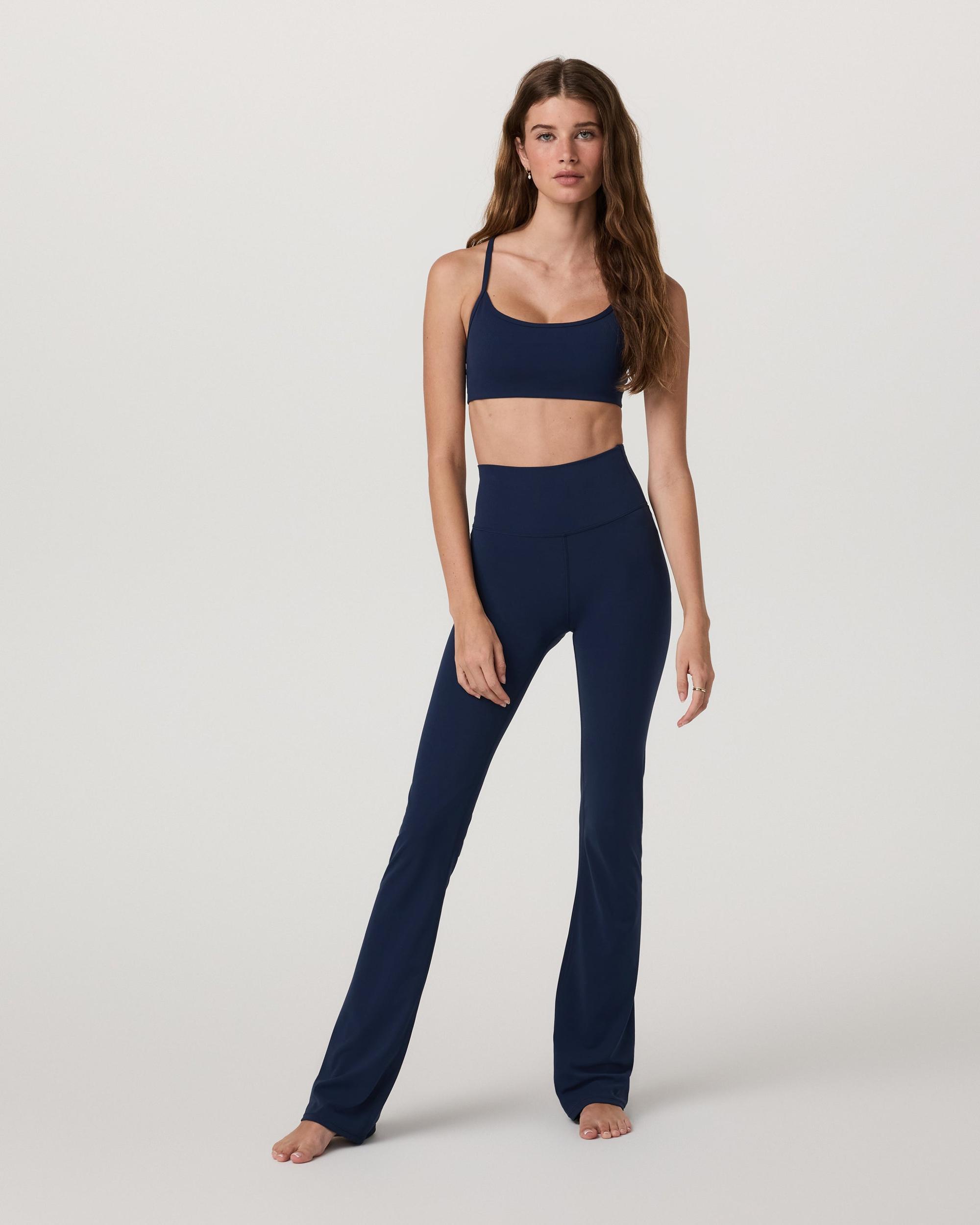 Vuori AllTheFeels™ Slim Flare - Short Product Image