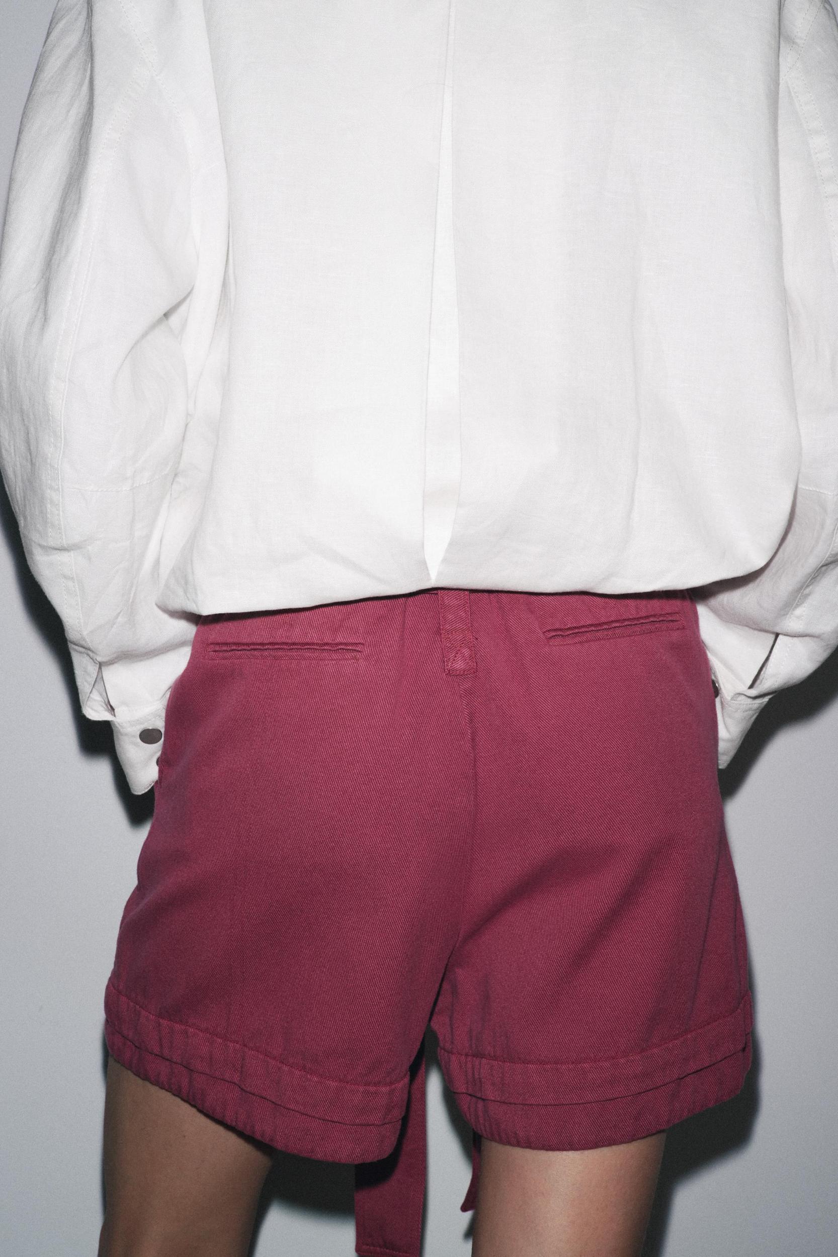 FLOWY BELTED SHORTS ZW COLLECTION Product Image