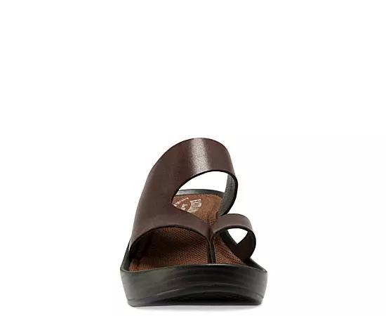 Eastland Laurel Womens Leather Thong Sandals Product Image