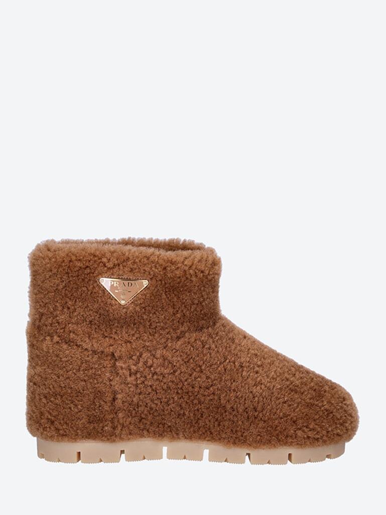 Boots In Brown Product Image