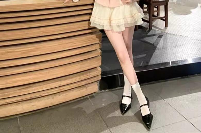 Collar Plain Lace Trim Bow Tank Top / High Waist Mini A-Line Skirt Product Image