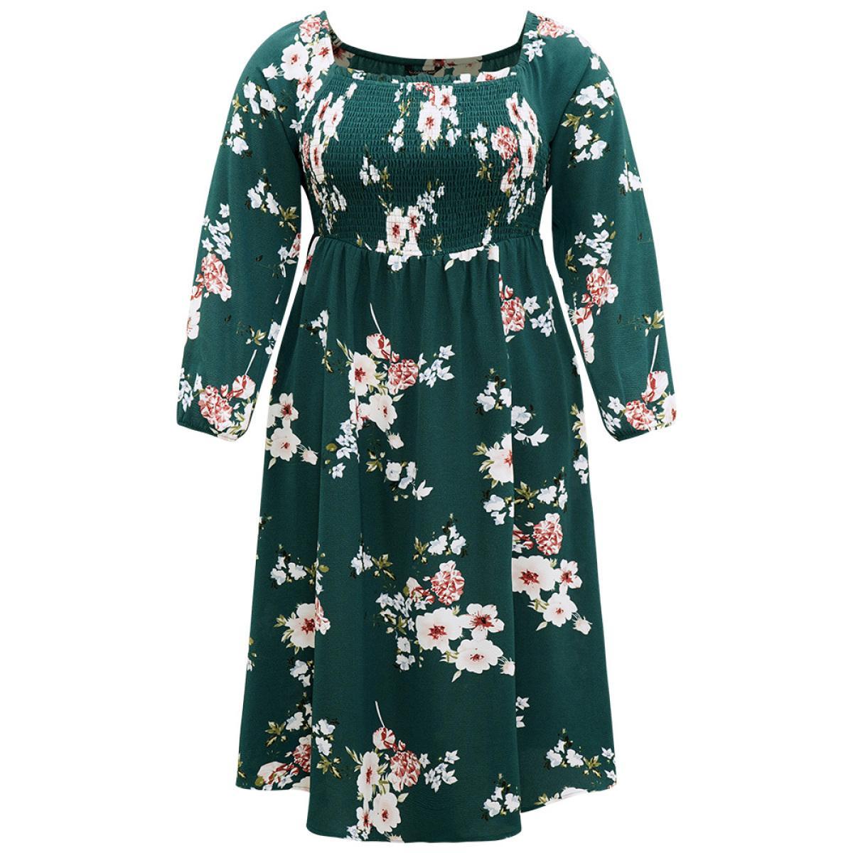 Plus Size Floral Print Split Hem Pocket Shirred Dress DarkGreen Women Elegant Elastic cuffs Square Neck Long Sleeve Curvy Midi Dress BloomChic 28/5X Product Image