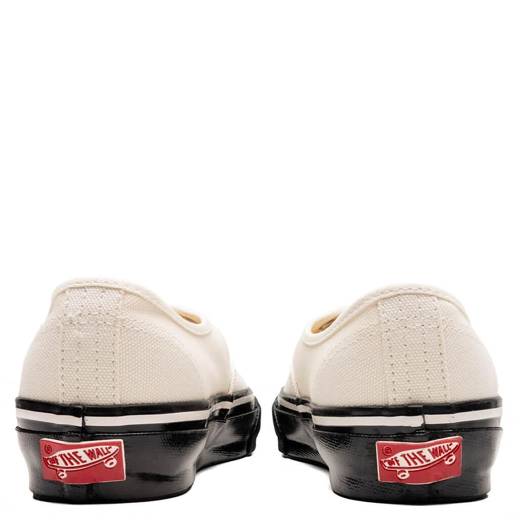 Premium Authentic Duck Canvas - White/Black Male Product Image