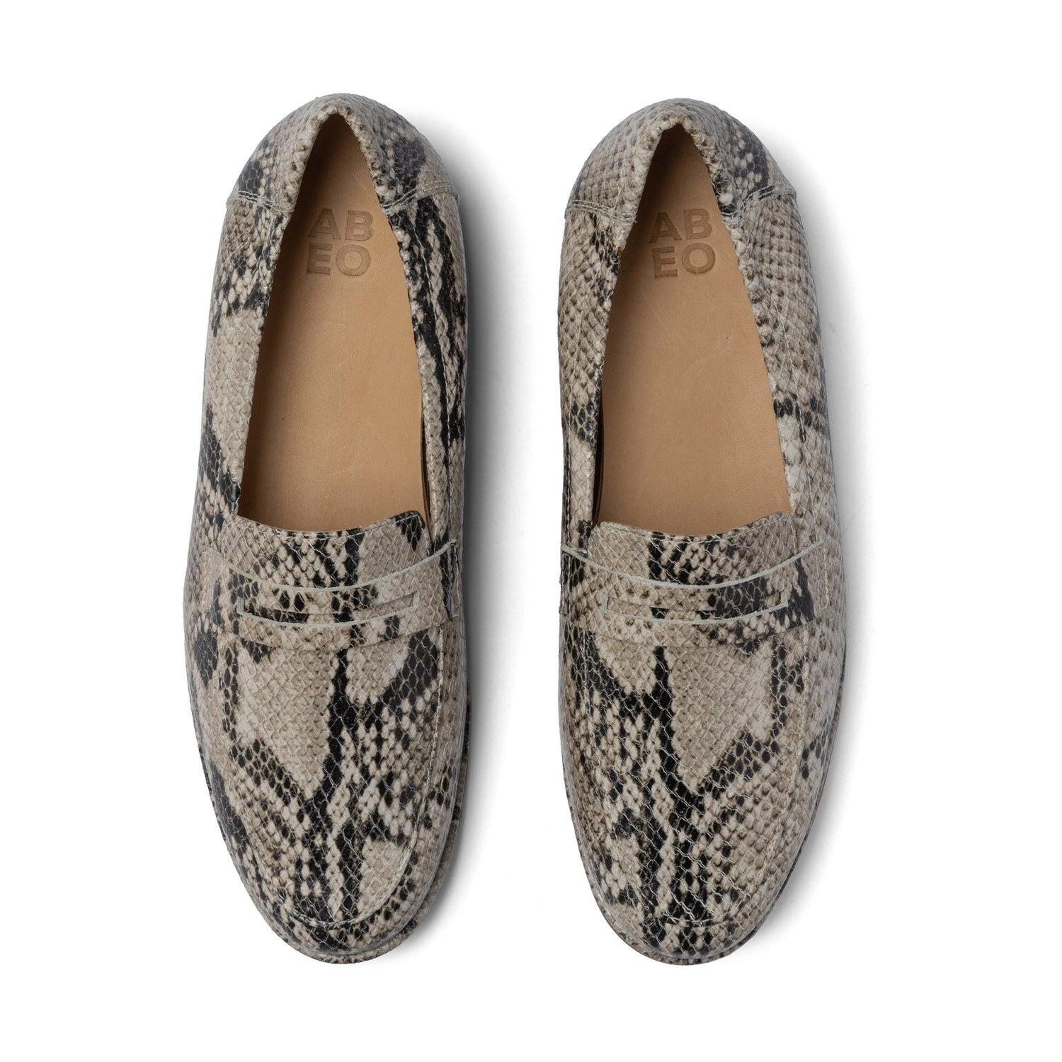 Strada Loafer Metatarsal Product Image