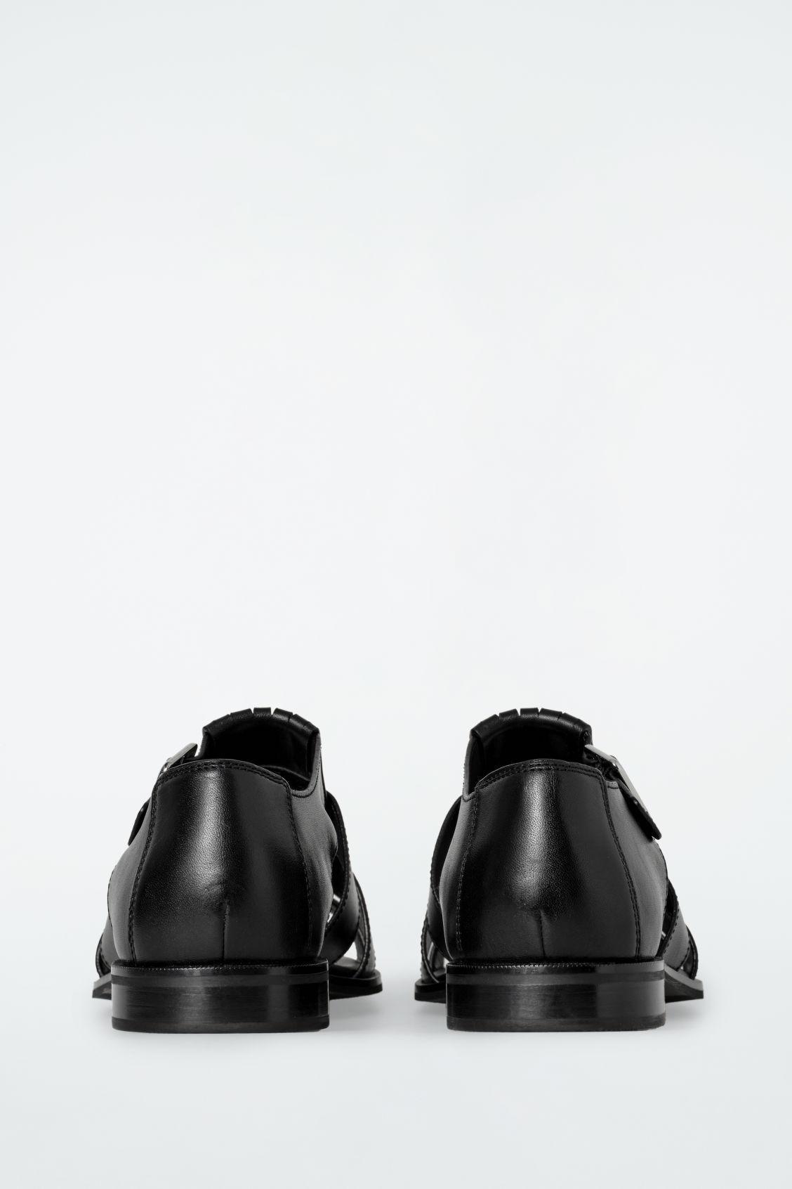 LEATHER FISHERMAN SANDALS Product Image