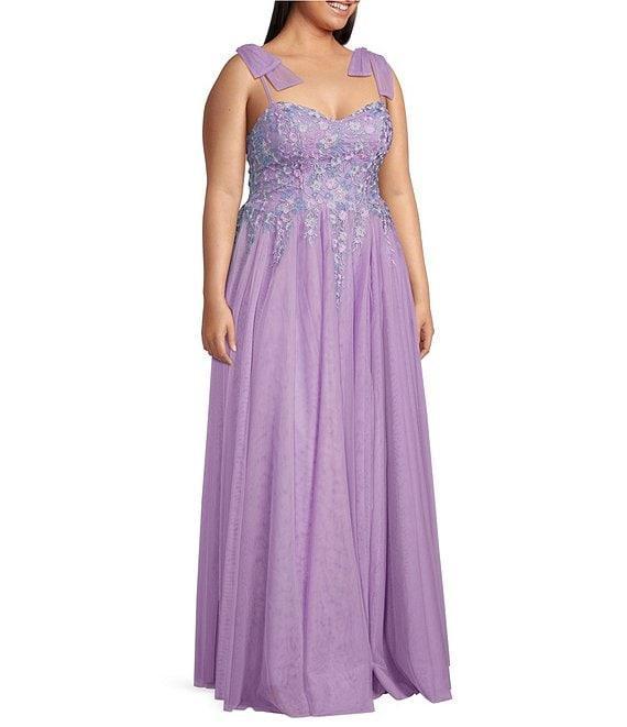 City Vibe Plus Sweetheart Neck Spaghetti Tie Straps Embroidered Applique Bodice Side Slit Gown Product Image