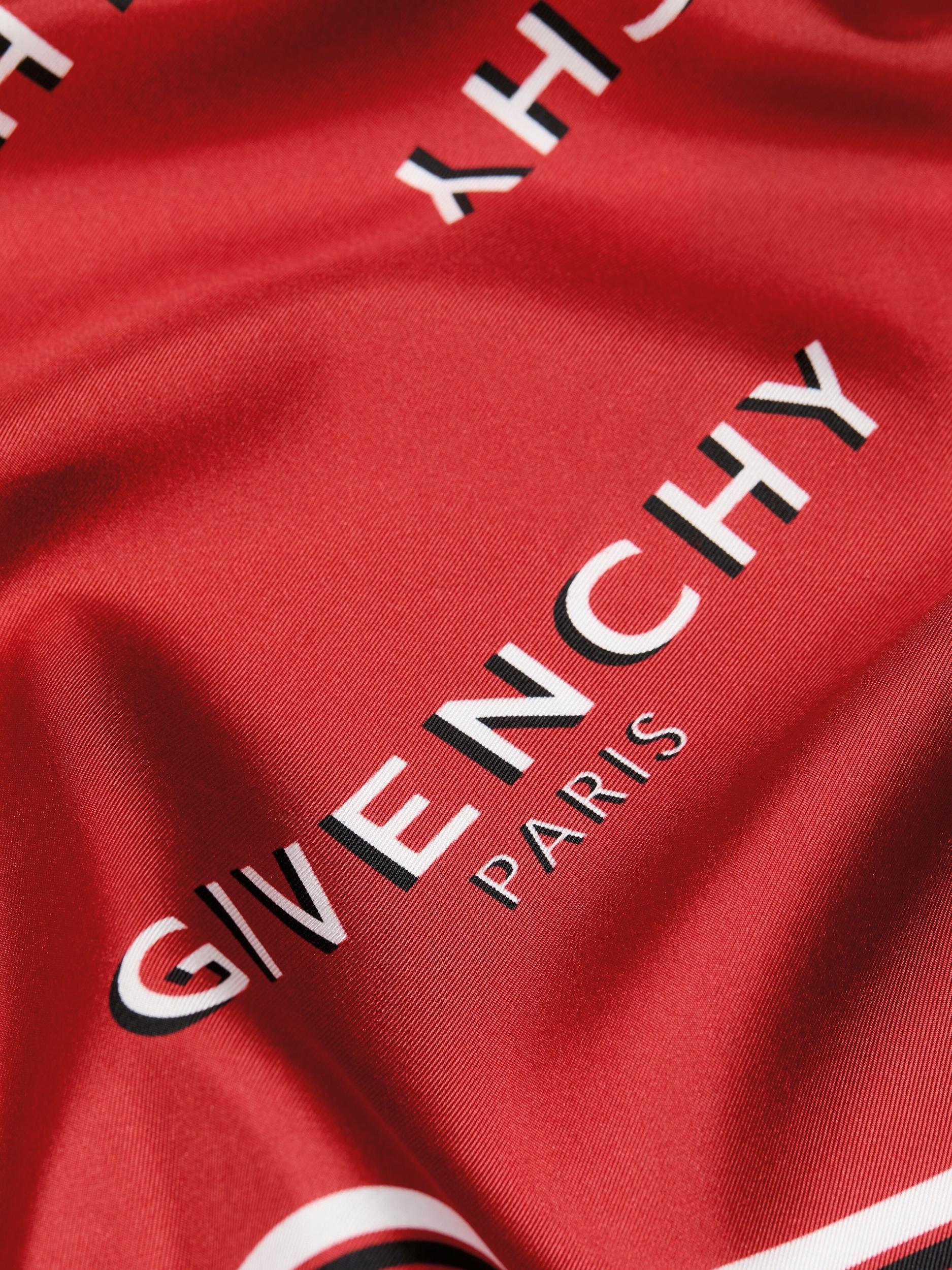 GIVENCHY Shadow square in silk Product Image