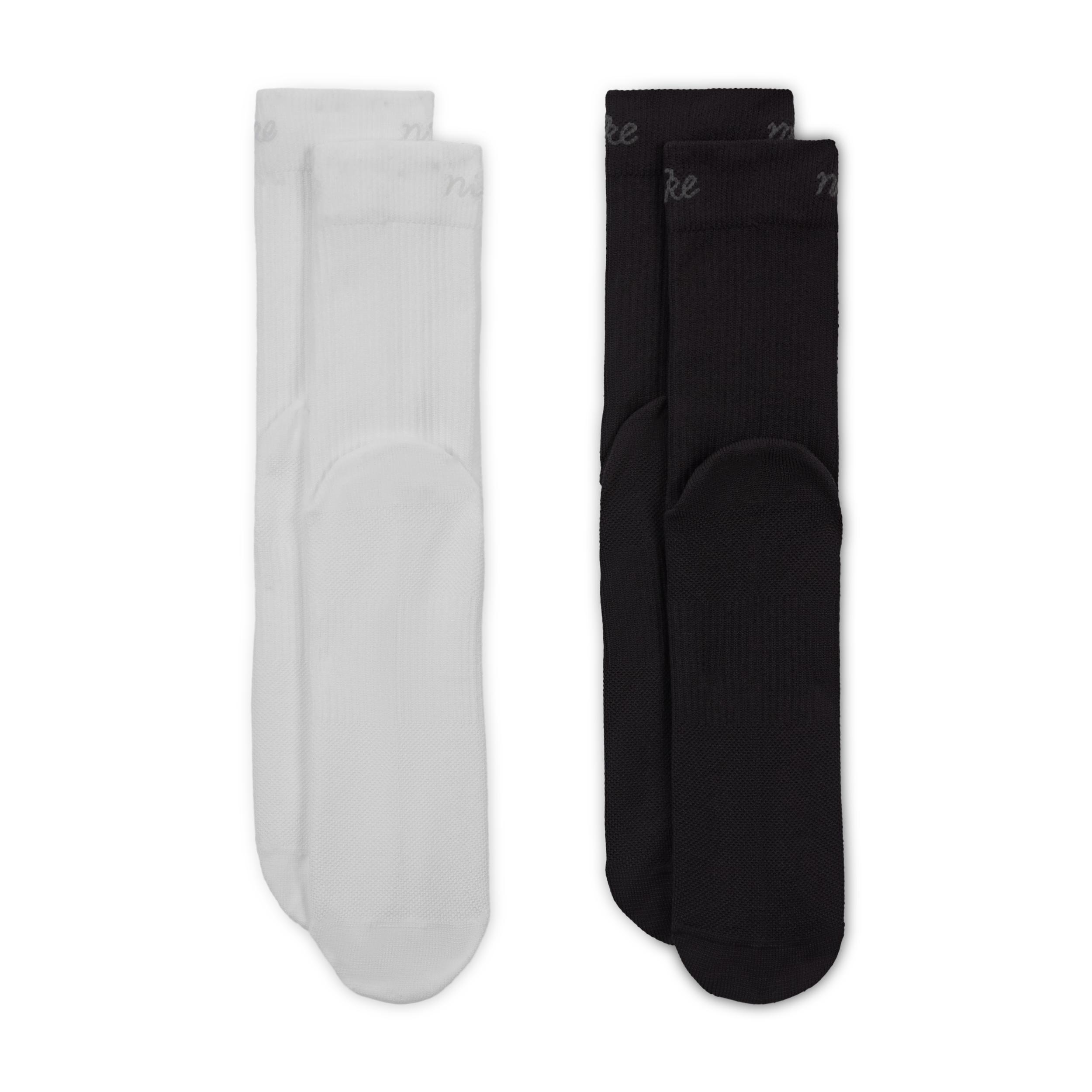 Nike Women's Everyday Plus Lightweight Crew Socks (2-Pair) Product Image