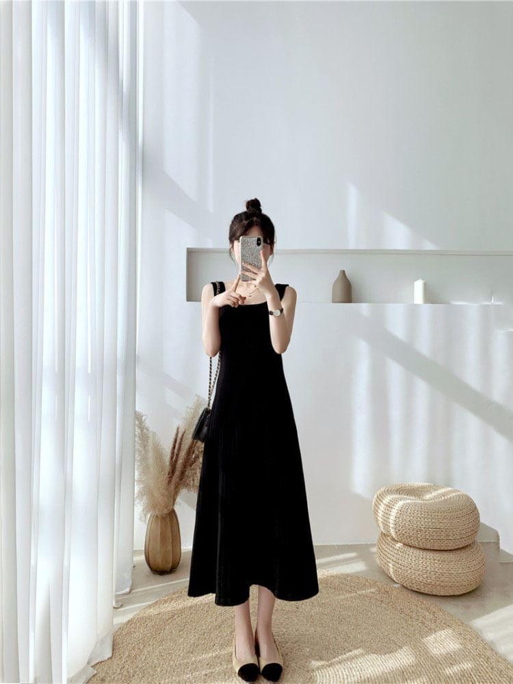 Sleeveless Square Neck Plain Midi A-Line Knit Dress Product Image