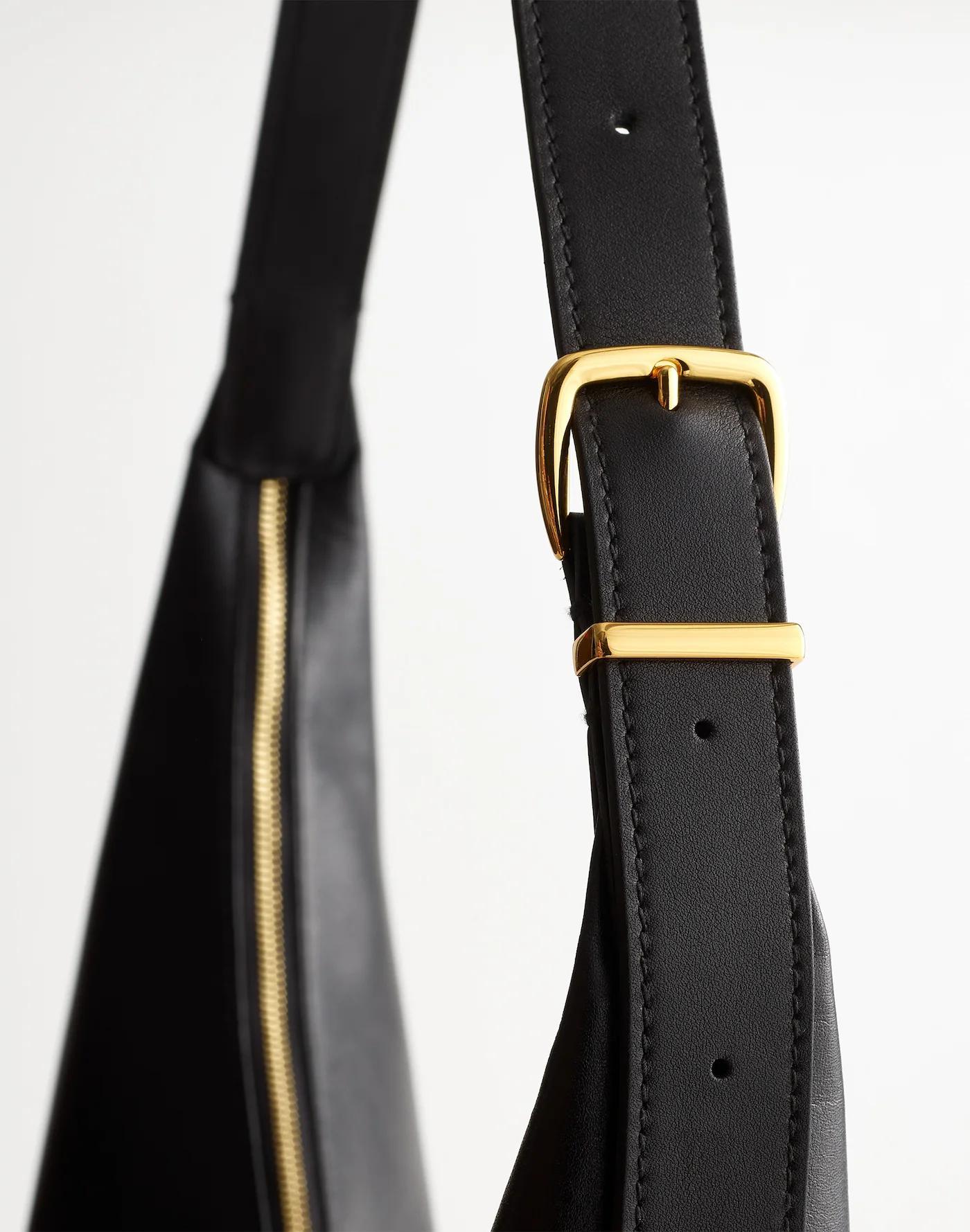The Essential Curve Shoulder Bag Product Image