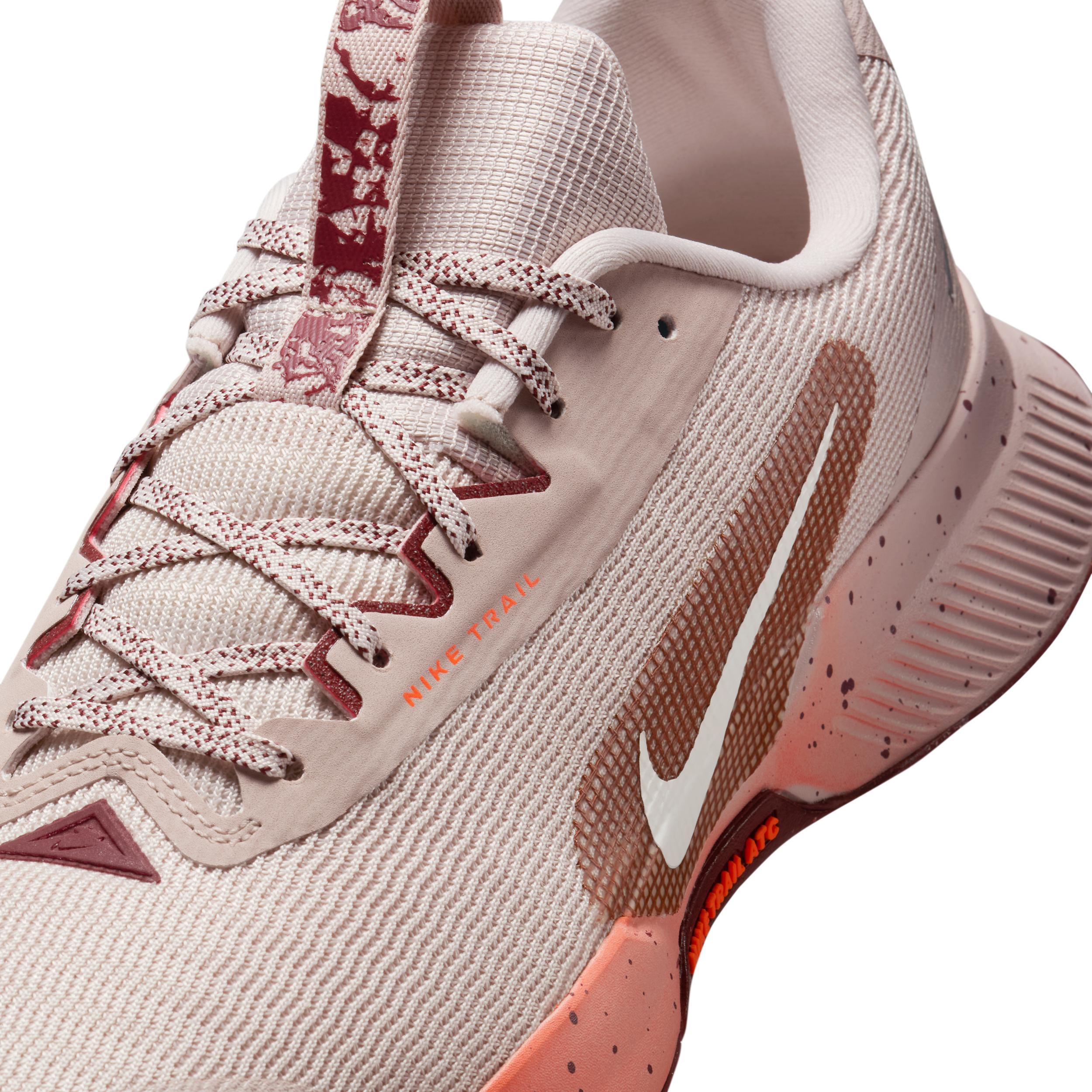 Nike Men's Juniper Trail 3 Trail Running Shoes Product Image