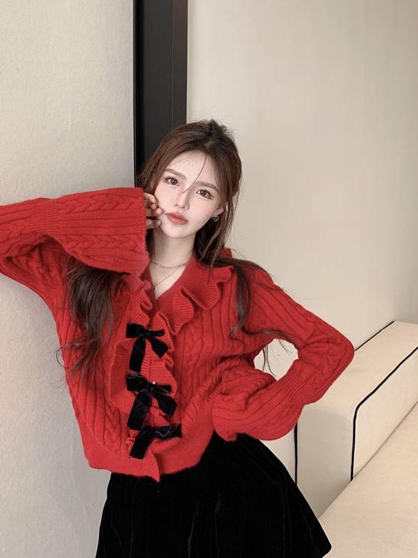 V-Neck Bow Accent Ruffle Trim Cable Knit Crop Sweater Product Image
