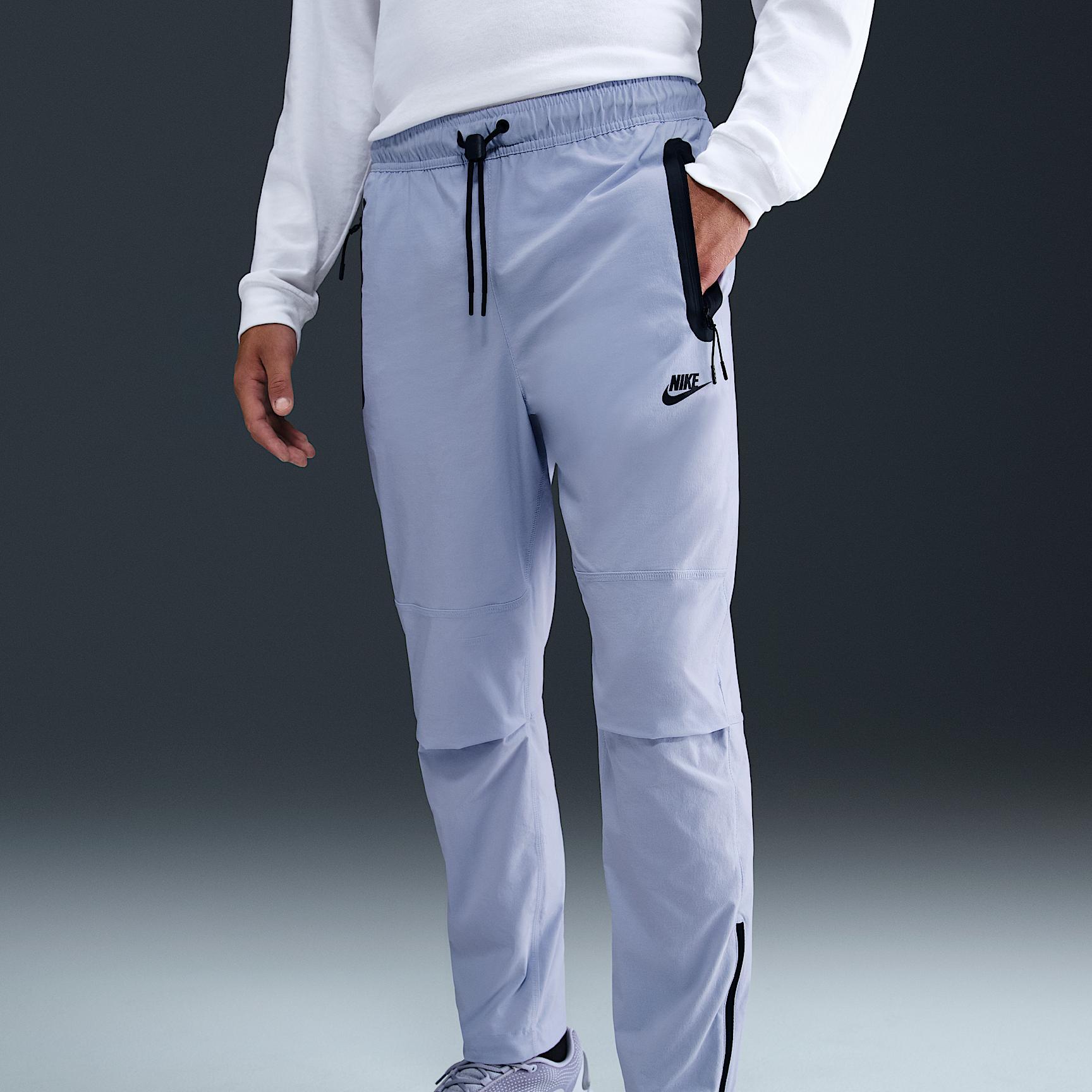 Nike Men's Tech Woven Pants Product Image