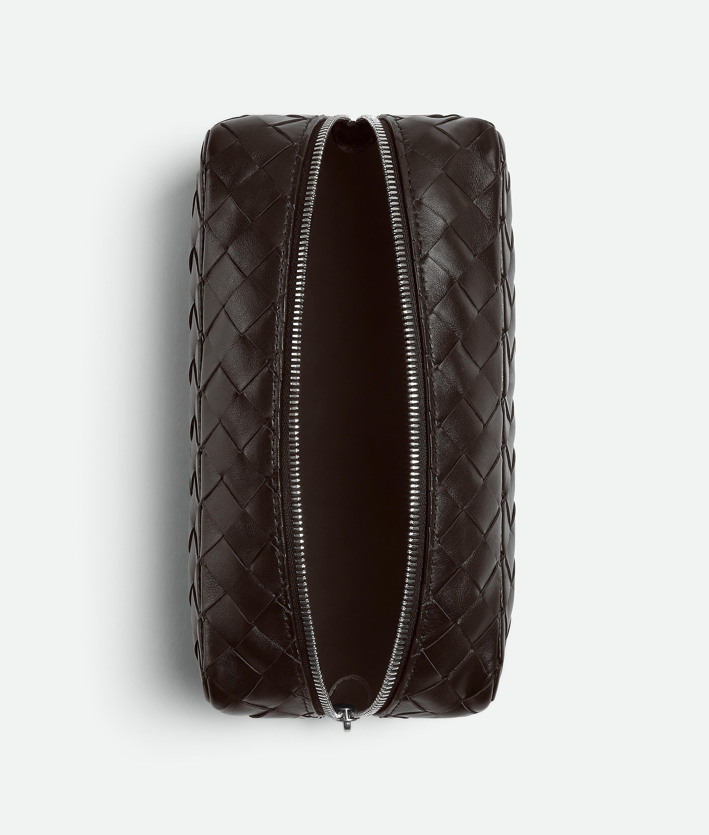 Men's Intrecciato Large Pouch in Fondant Product Image