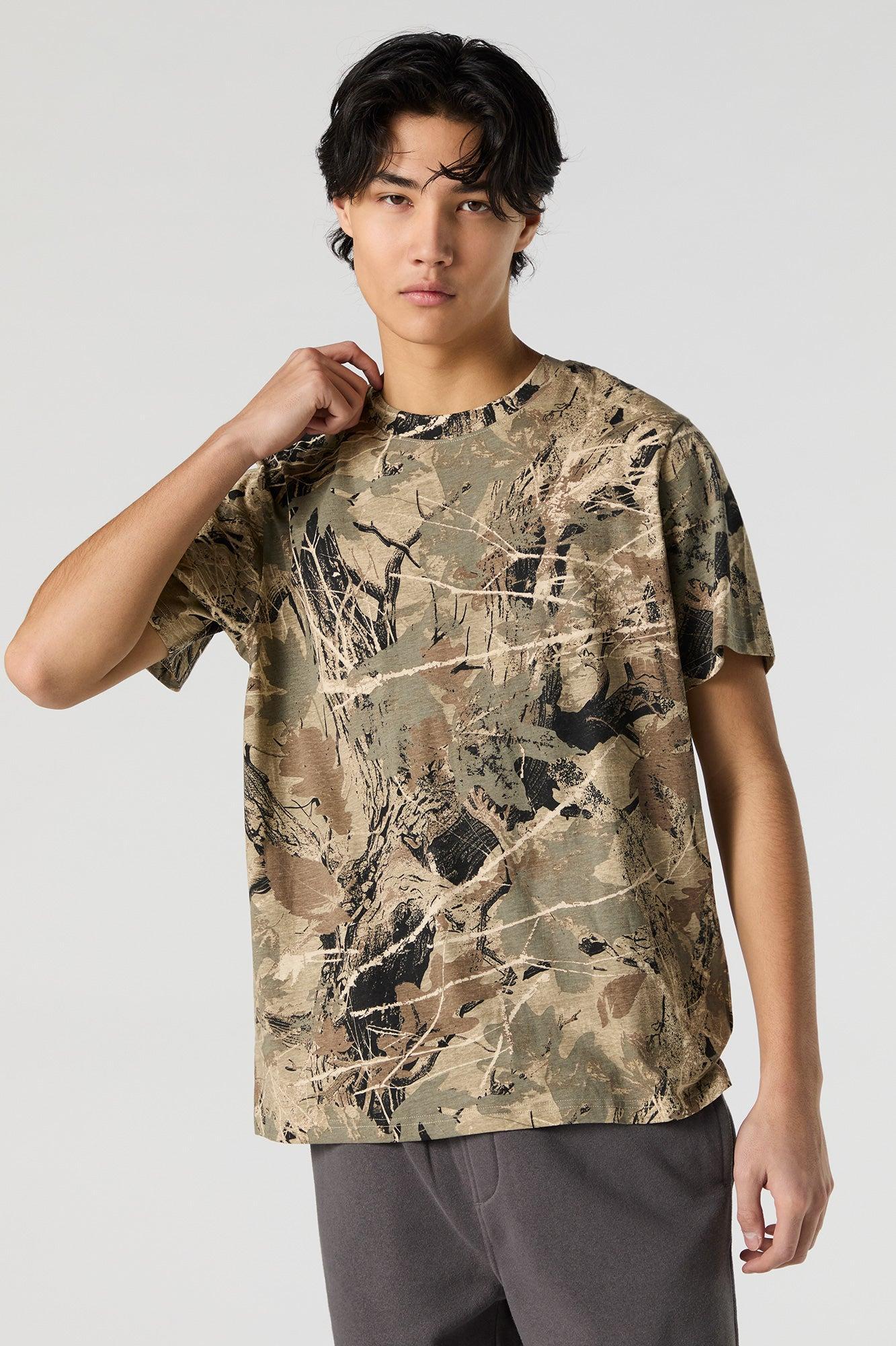Camo Print T-Shirt Male Product Image