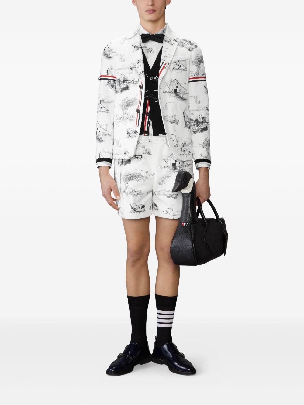 graphic-print cargo shorts Product Image