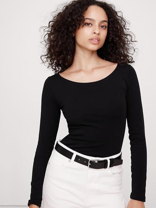 Refined Scoop-Neck T-Shirt Product Image