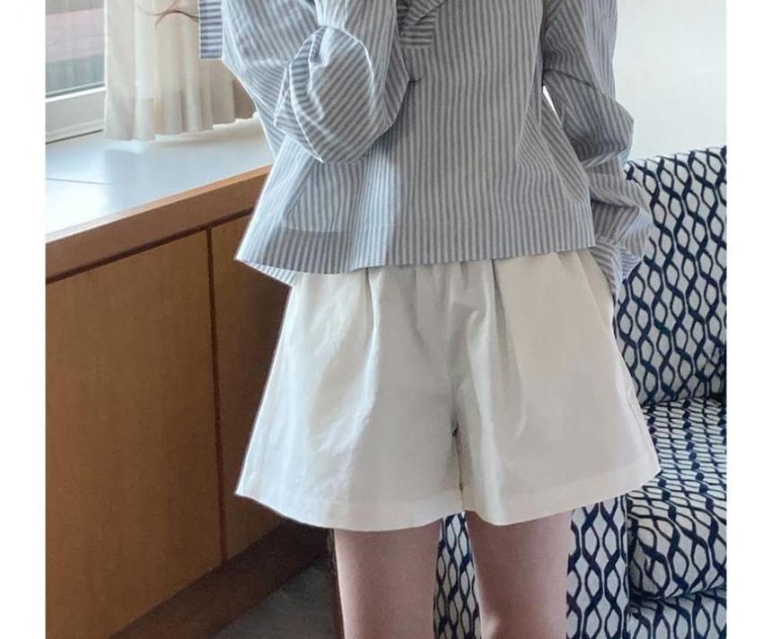 Puff-Sleeve V-Neck Striped Shirt Product Image