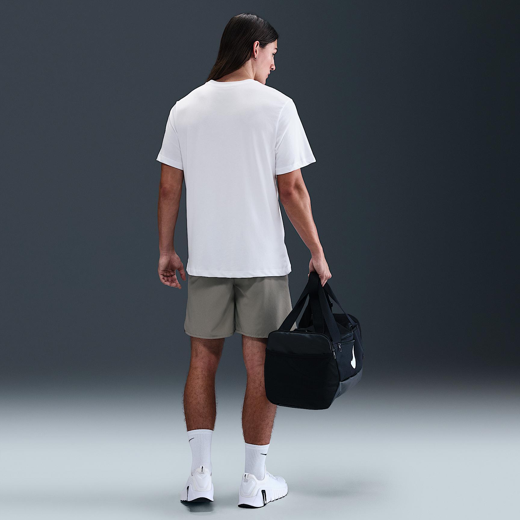 Nike Men's Dri-FIT Training T-Shirt Product Image