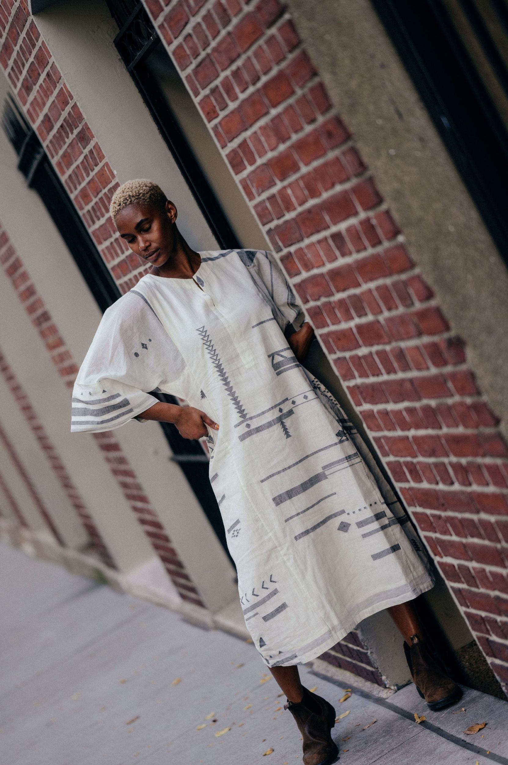 Oversized sleeve straight-cut dress Product Image