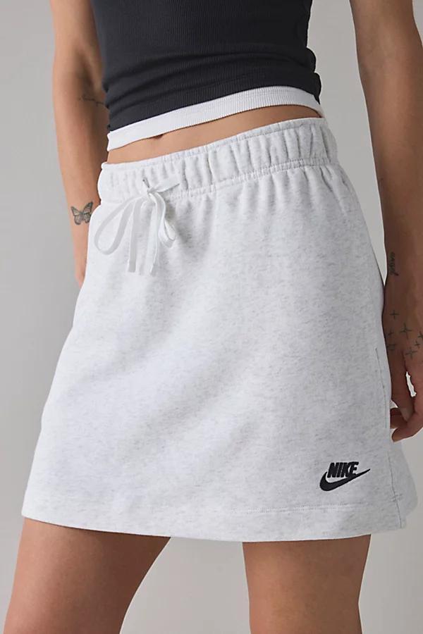 Women's Nike Sportswear Club Fleece Mid-Rise Skirt Product Image