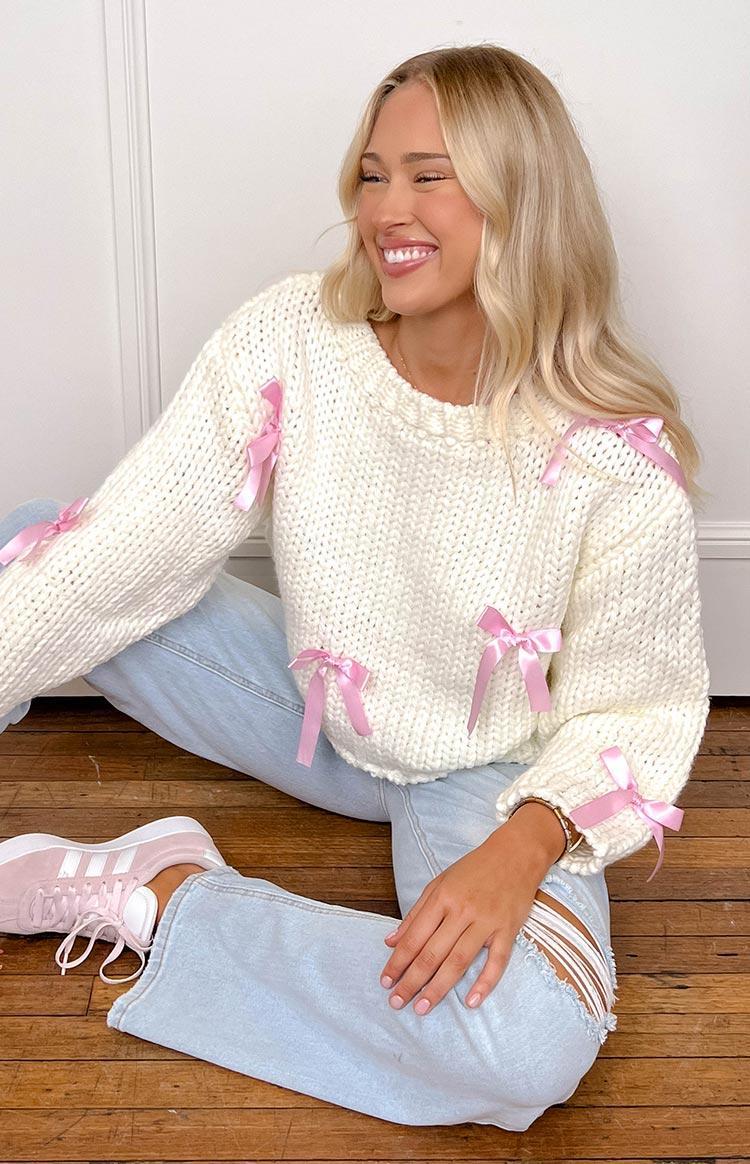 Sweetheart Stitch Bow White Sweater Product Image