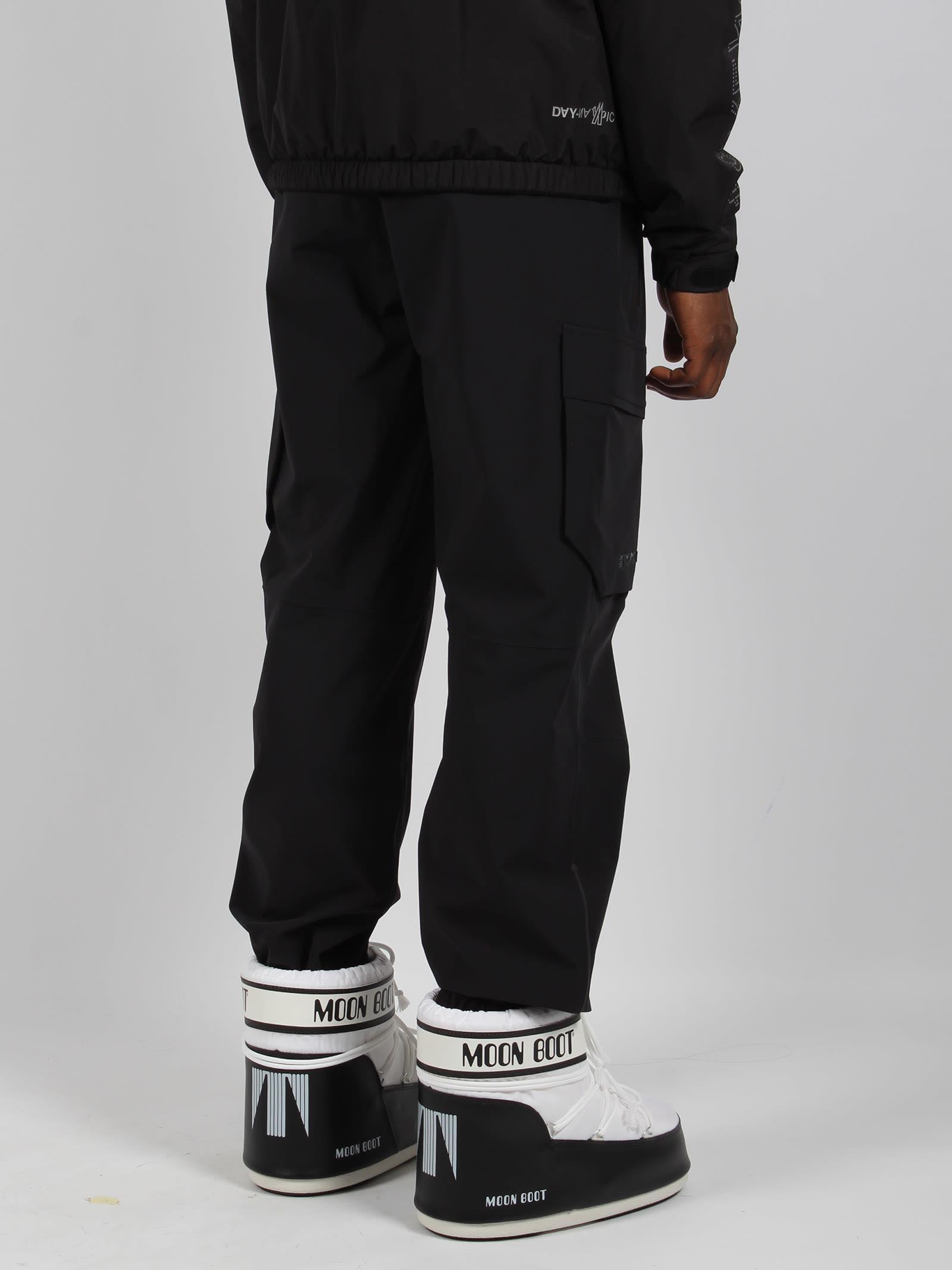 MONCLER Grenoble Straight Leg Trousers In Black Product Image