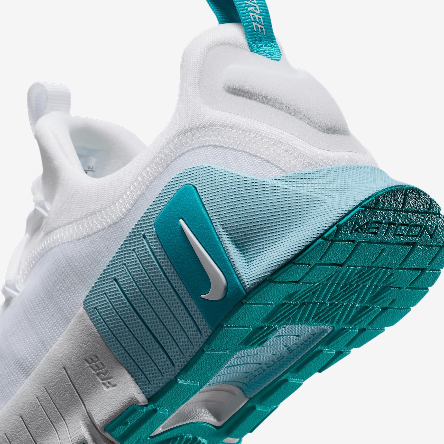 Nike Women's Free Metcon 6 Workout Shoes Product Image
