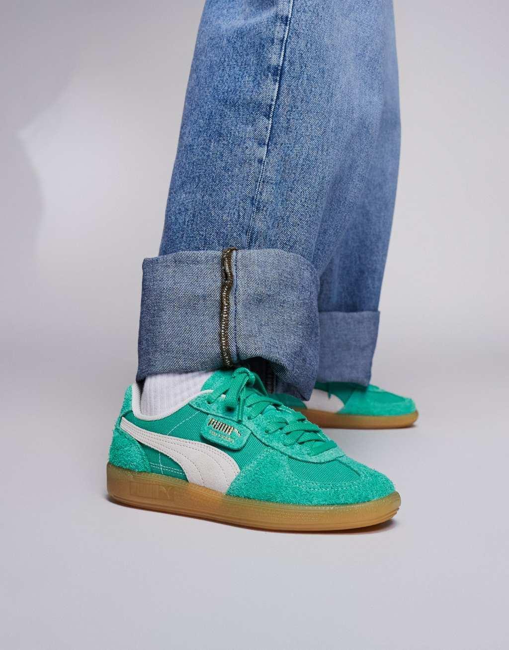 PUMA Vintage Palermo sneakers with gum sole in green and white Product Image
