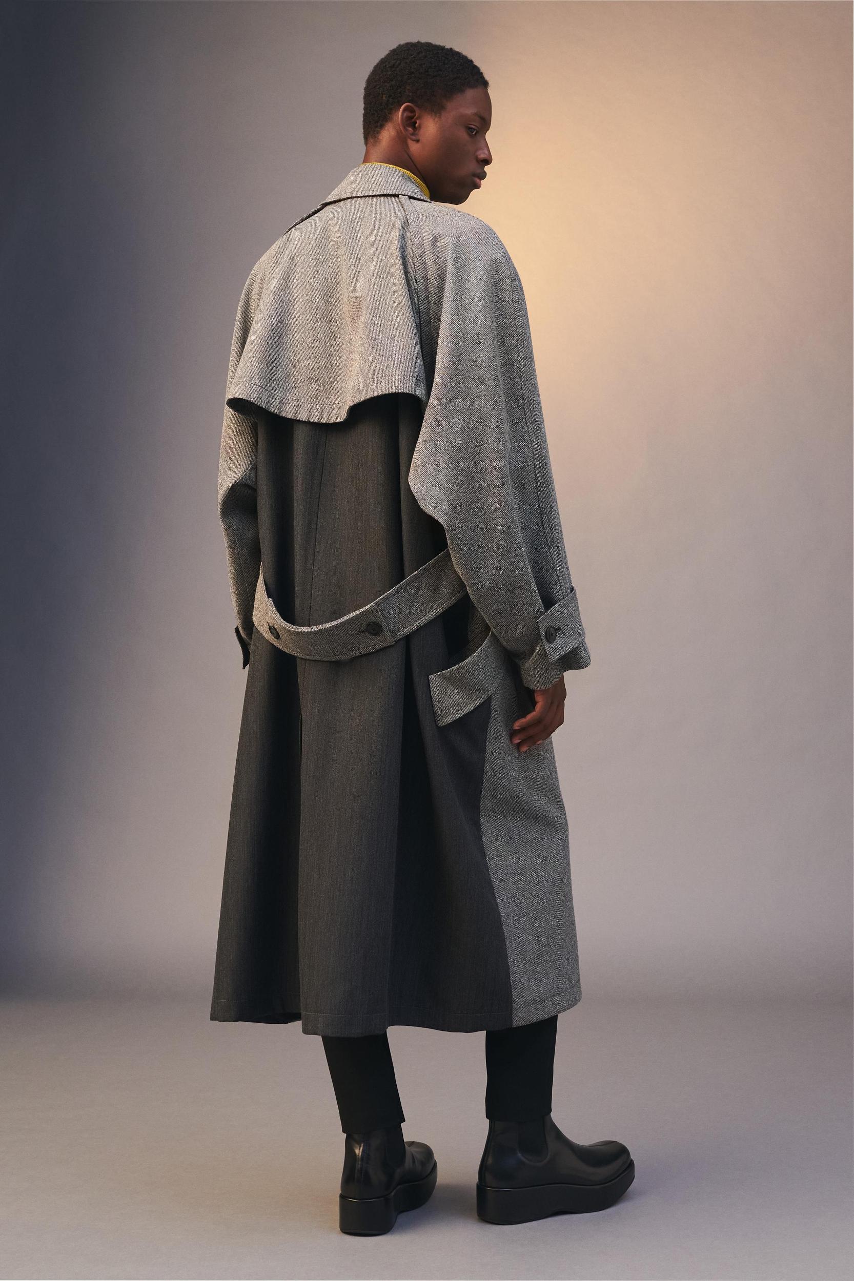 COMBINATION OVERSIZED TRENCH COAT LIMITED EDITION Product Image