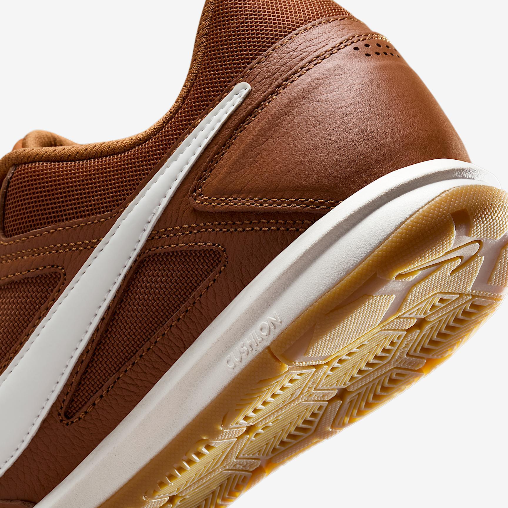 Nike Gato Men's Shoes Product Image