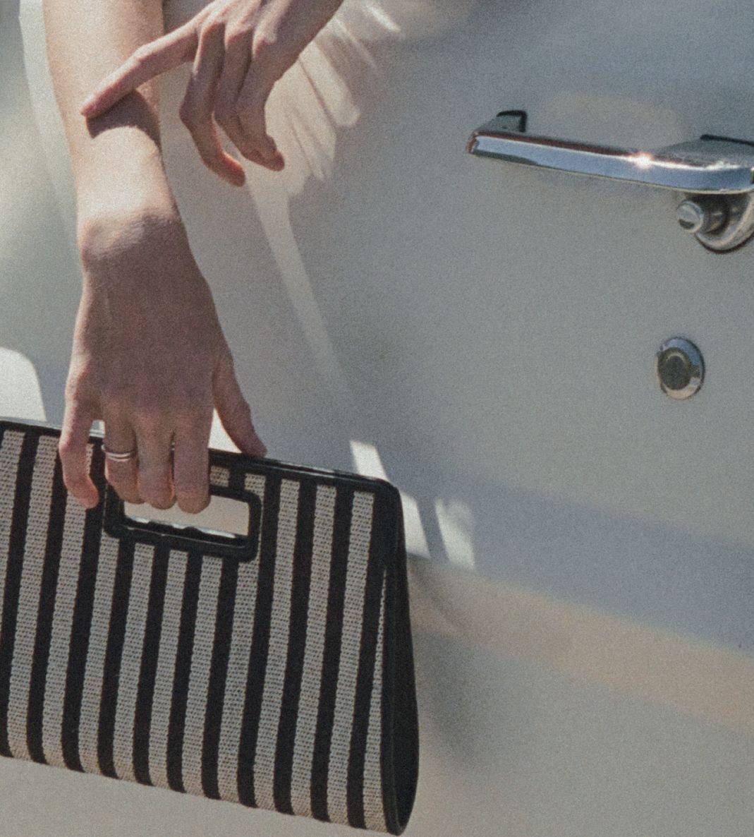 The Retro Clutch Product Image