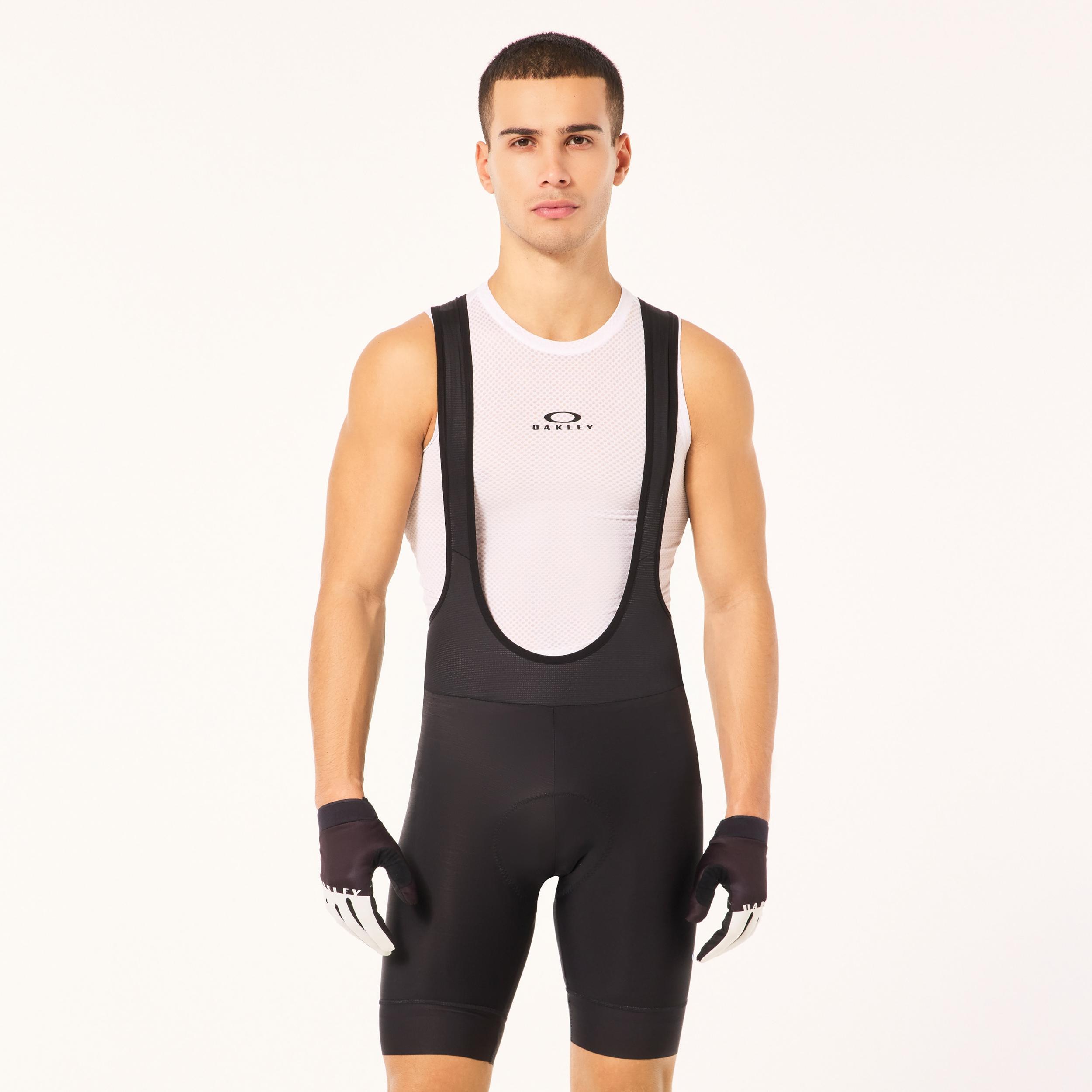 Oakley Men's Endurance Base Layer Sleveless Size: L Product Image