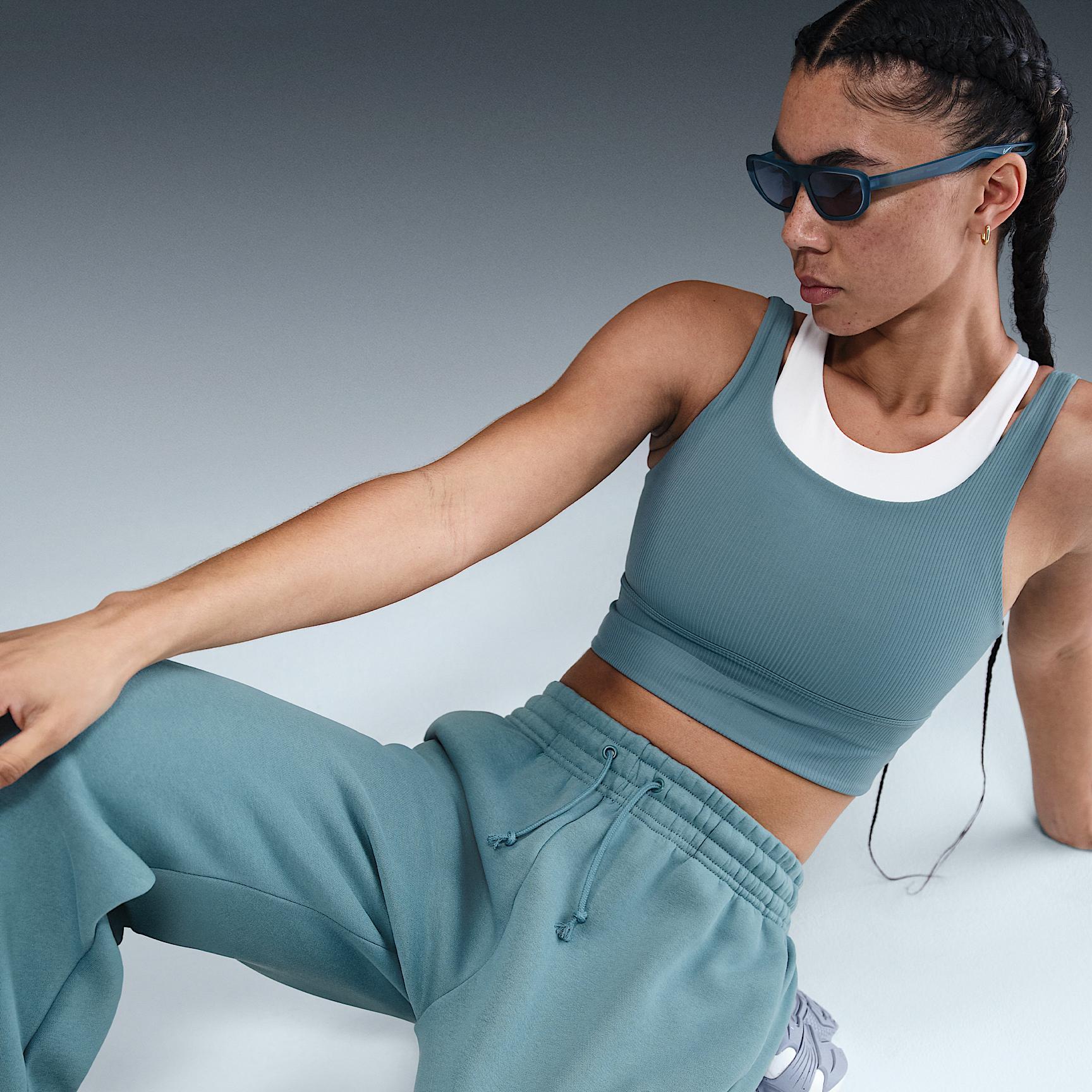 Nike Sportswear Phoenix Fleece Women's High-Waisted Oversized Sweatpants Product Image