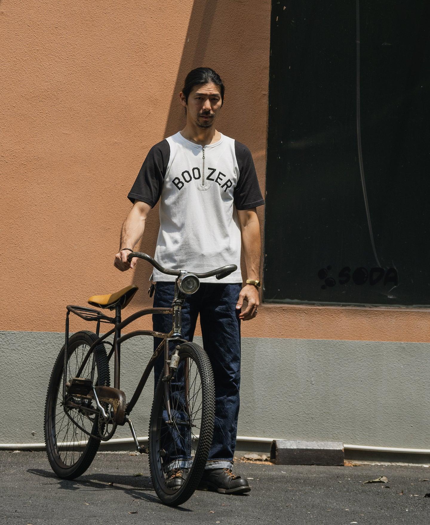 Quarter-Zip Rider Printed Raglan Sleeve T-Shirt - White Product Image