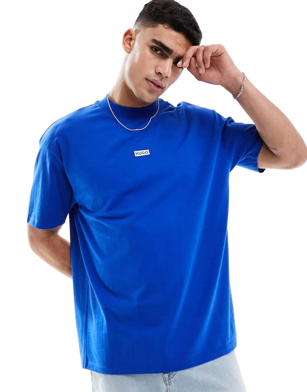 HUGO Blue oversized T-shirt in blue Product Image